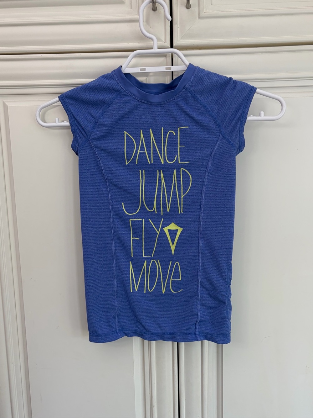 Ivivva by Lululemon girl’s t-shirt